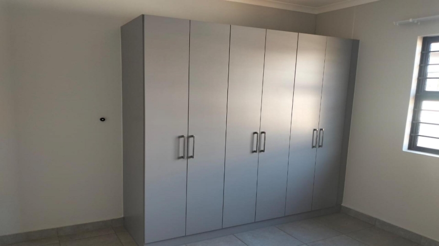 2 Bedroom Property for Sale in Protea Glen Gauteng