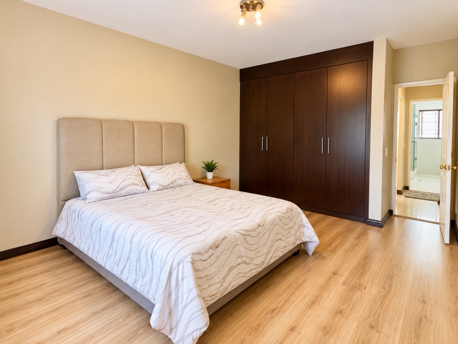 To Let 3 Bedroom Property for Rent in Sandown Gauteng