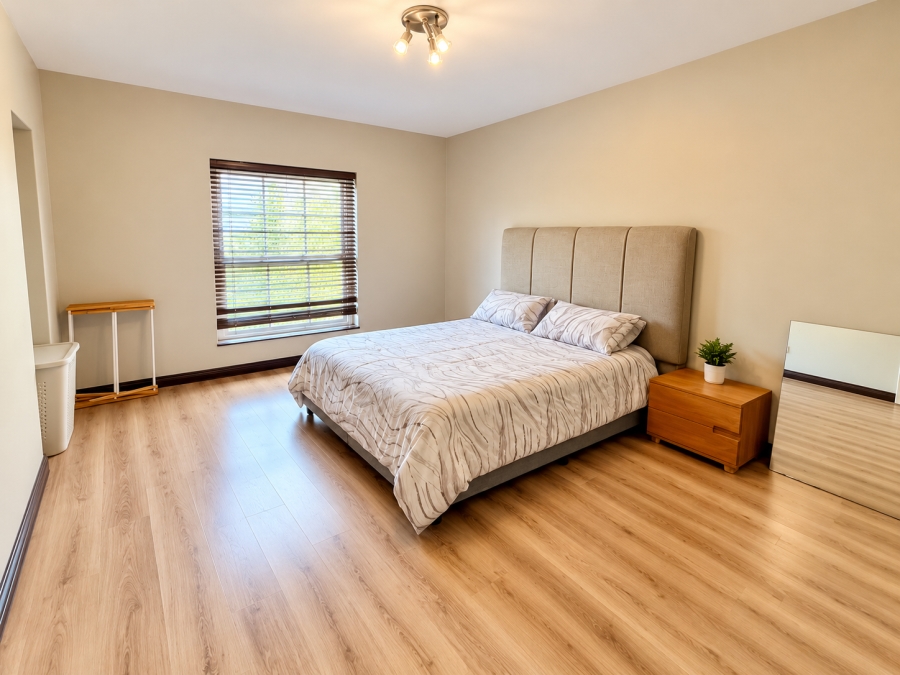 To Let 3 Bedroom Property for Rent in Sandown Gauteng
