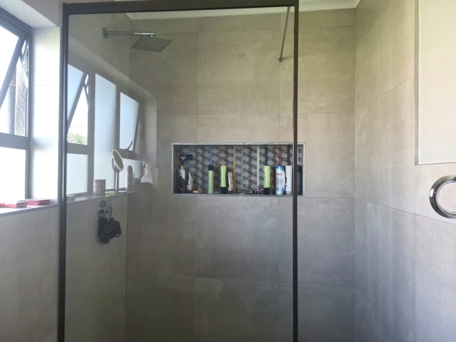 4 Bedroom Property for Sale in Mackenzie Park Gauteng