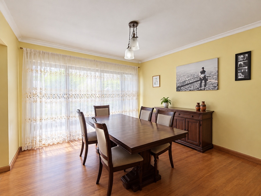 4 Bedroom Property for Sale in Rooihuiskraal Gauteng