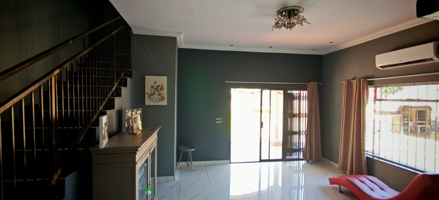 4 Bedroom Property for Sale in Brackendowns Gauteng