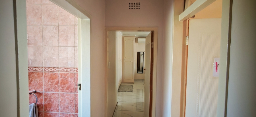 4 Bedroom Property for Sale in Brackendowns Gauteng