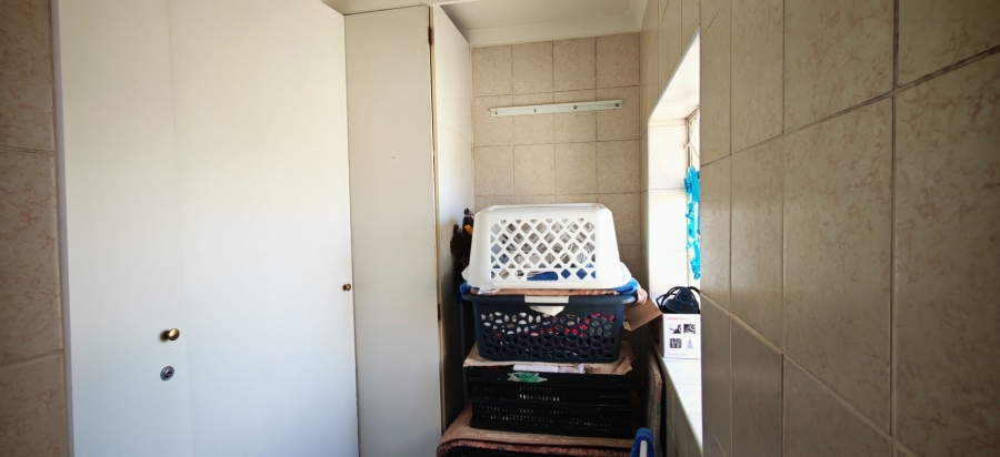 4 Bedroom Property for Sale in Brackendowns Gauteng