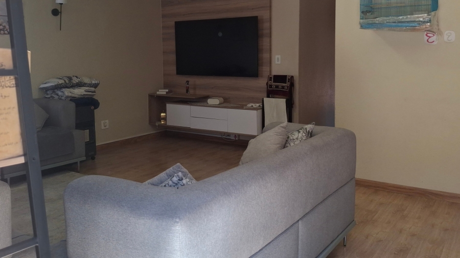 3 Bedroom Property for Sale in Brackenhurst Gauteng
