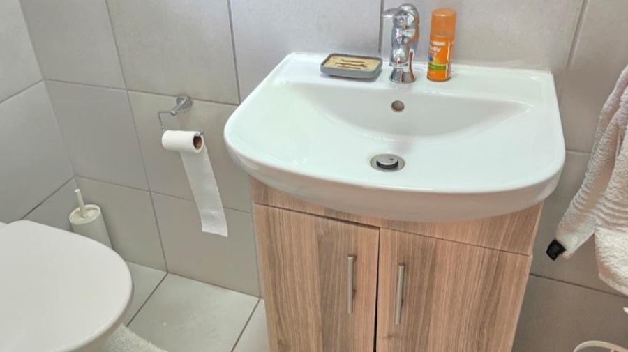 3 Bedroom Property for Sale in Brackenhurst Gauteng