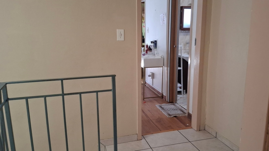 3 Bedroom Property for Sale in Brackenhurst Gauteng