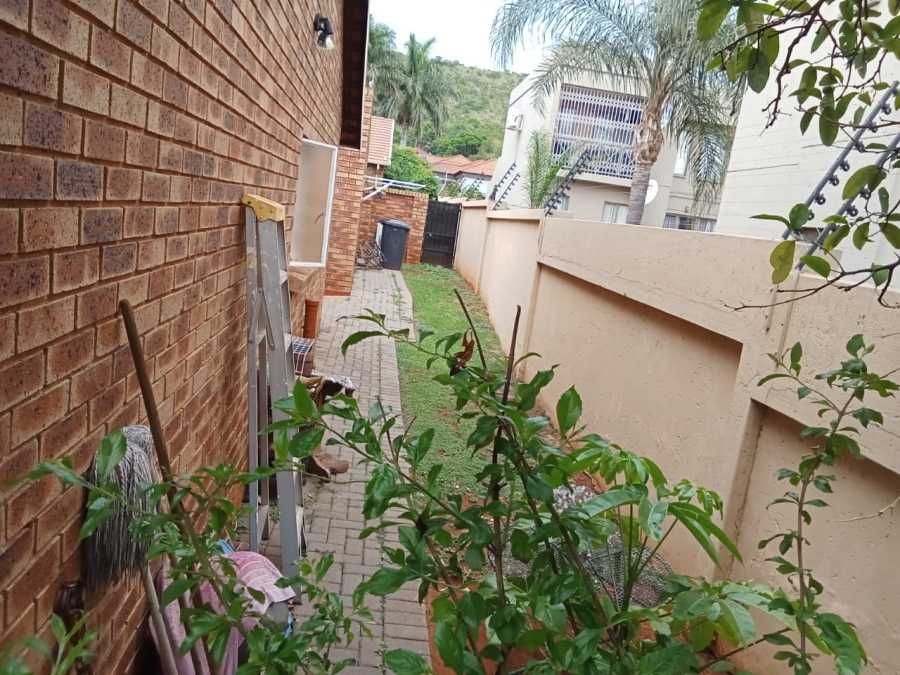 3 Bedroom Property for Sale in Magalieskruin Gauteng