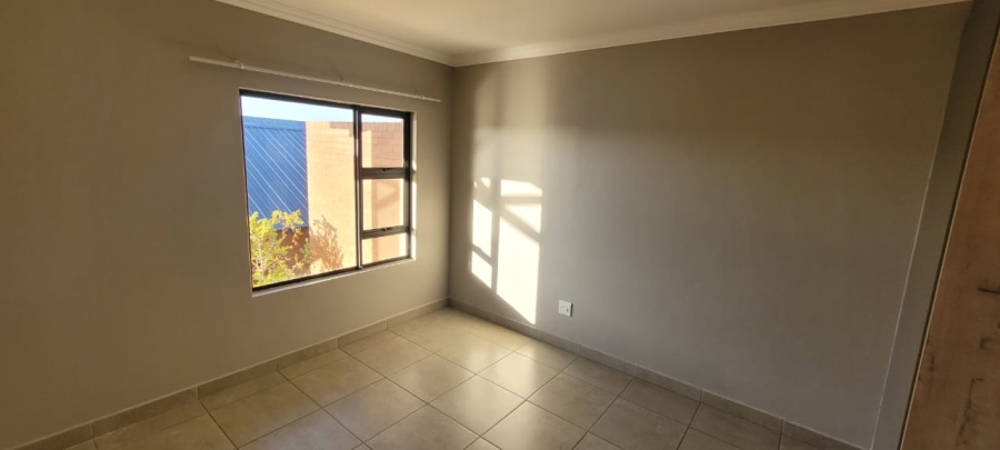 To Let 2 Bedroom Property for Rent in Six Fountains Residential Estate Gauteng