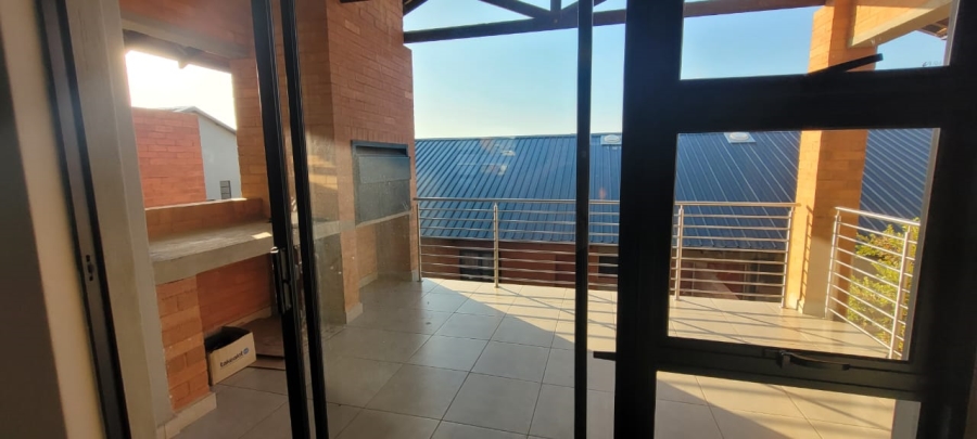 To Let 2 Bedroom Property for Rent in Six Fountains Residential Estate Gauteng