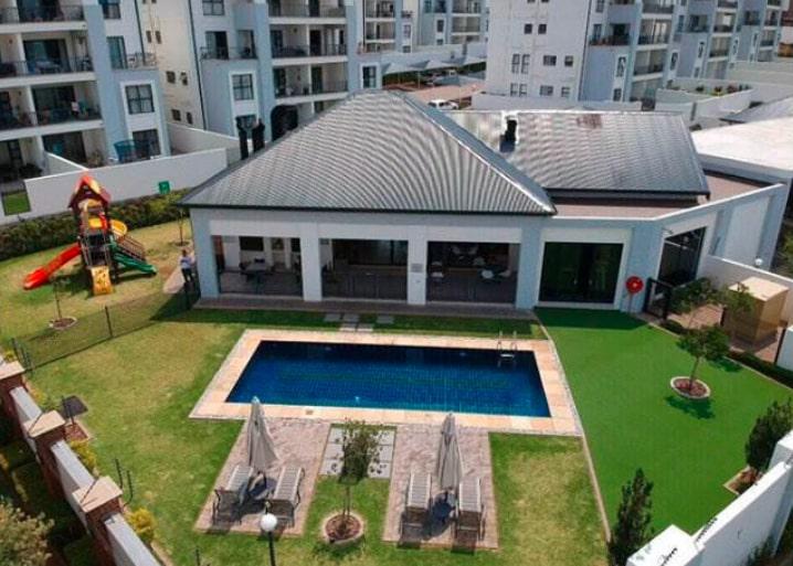 To Let 3 Bedroom Property for Rent in Greenstone Hill Gauteng