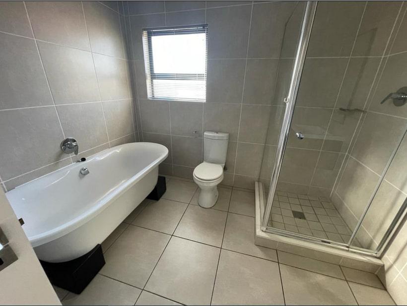 To Let 3 Bedroom Property for Rent in Greenstone Hill Gauteng