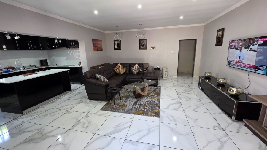 5 Bedroom Property for Sale in Wonderboom South Gauteng