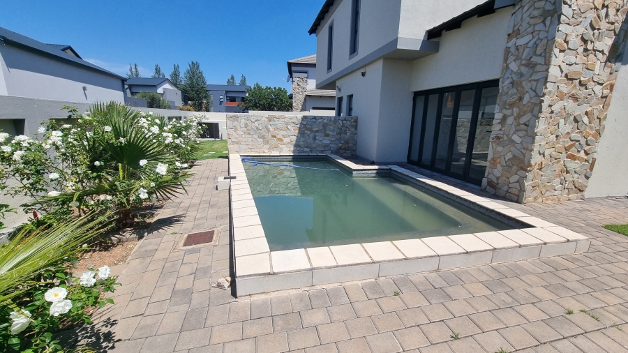 4 Bedroom Property for Sale in Six Fountains Residential Estate Gauteng