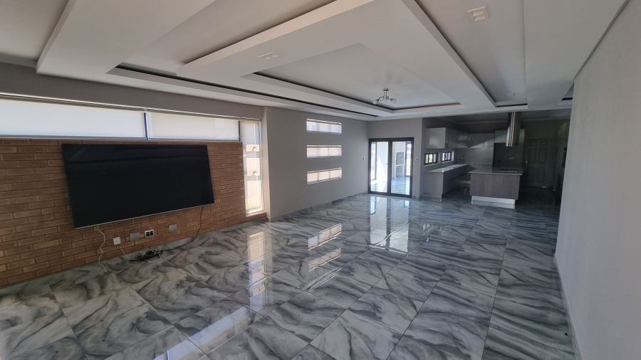4 Bedroom Property for Sale in Six Fountains Residential Estate Gauteng