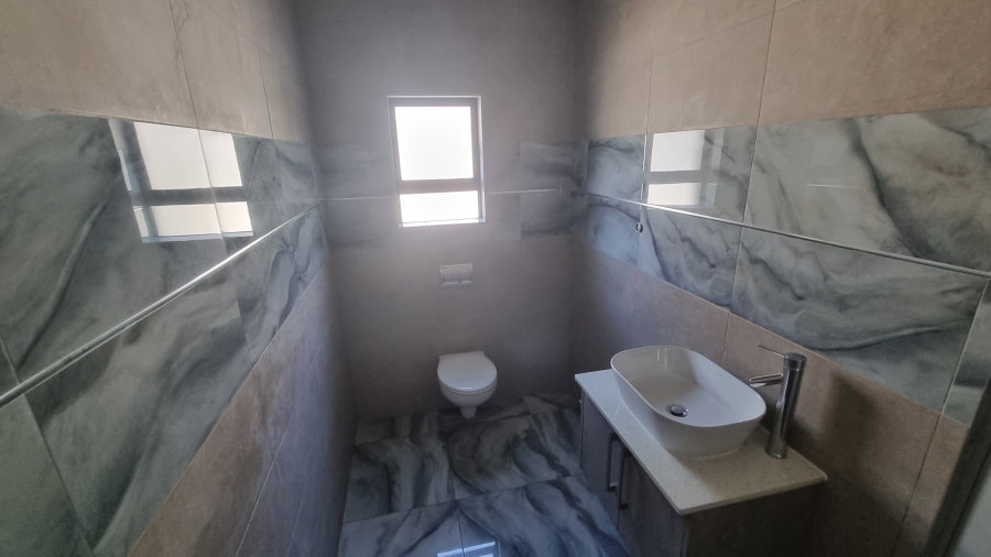 4 Bedroom Property for Sale in Six Fountains Residential Estate Gauteng