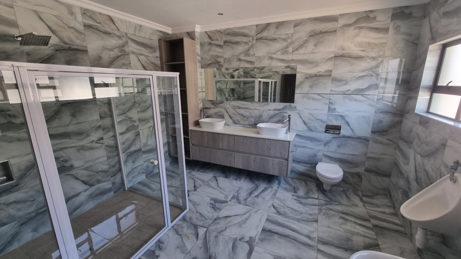 4 Bedroom Property for Sale in Six Fountains Residential Estate Gauteng