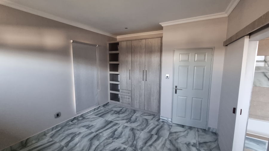 4 Bedroom Property for Sale in Six Fountains Residential Estate Gauteng