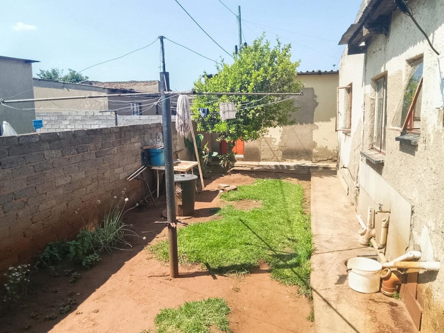4 Bedroom Property for Sale in Vosloorus Ext 14 Gauteng