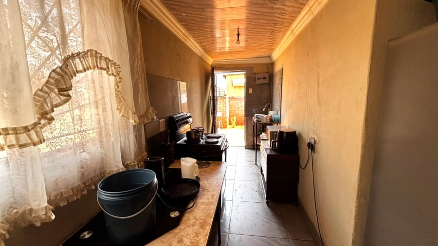 4 Bedroom Property for Sale in Vosloorus Ext 14 Gauteng