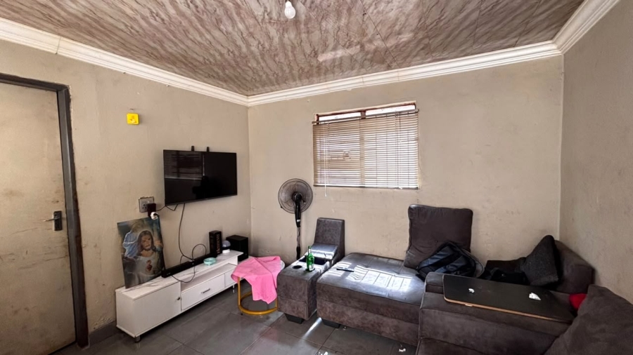 4 Bedroom Property for Sale in Vosloorus Ext 14 Gauteng