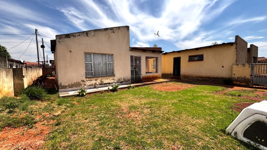 4 Bedroom Property for Sale in Vosloorus Ext 14 Gauteng