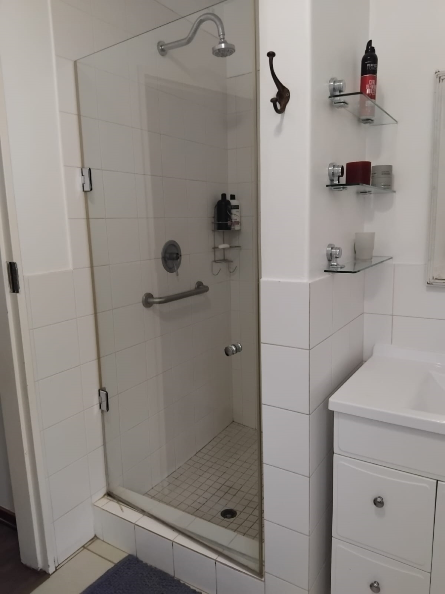 5 Bedroom Property for Sale in Gallo Manor Gauteng