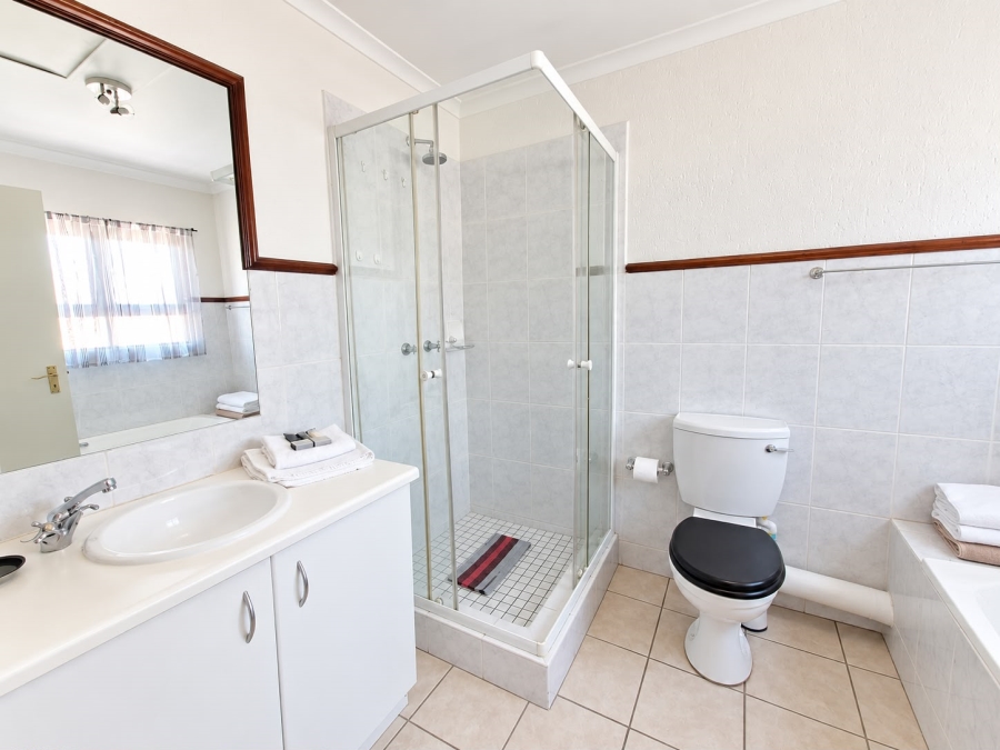 To Let 1 Bedroom Property for Rent in Broadacres Gauteng