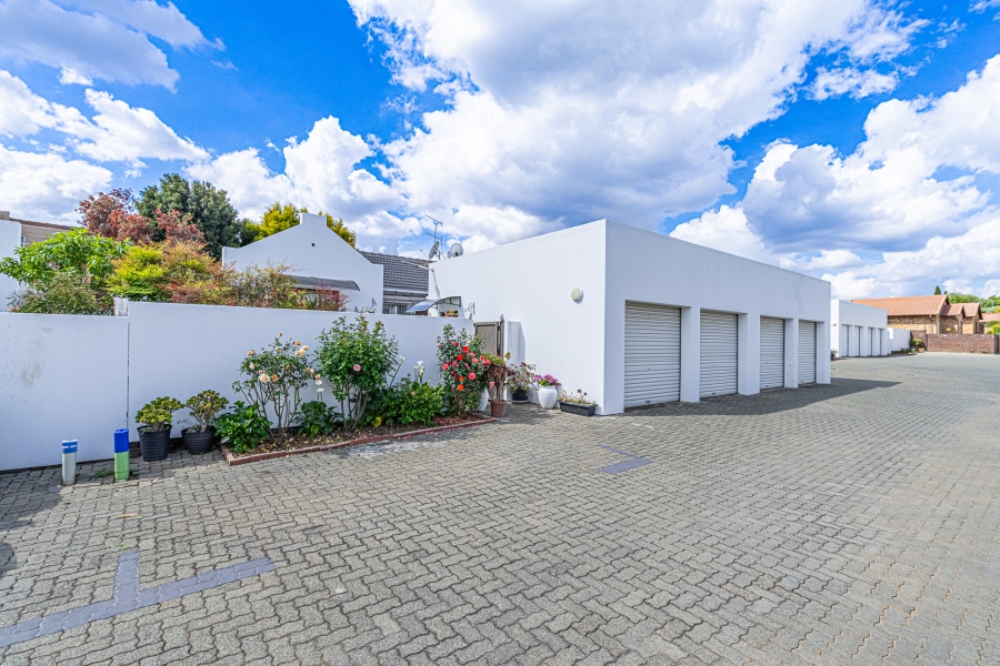 2 Bedroom Property for Sale in Eden Glen Gauteng