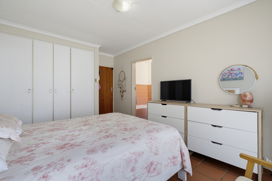 2 Bedroom Property for Sale in Hennopspark Gauteng