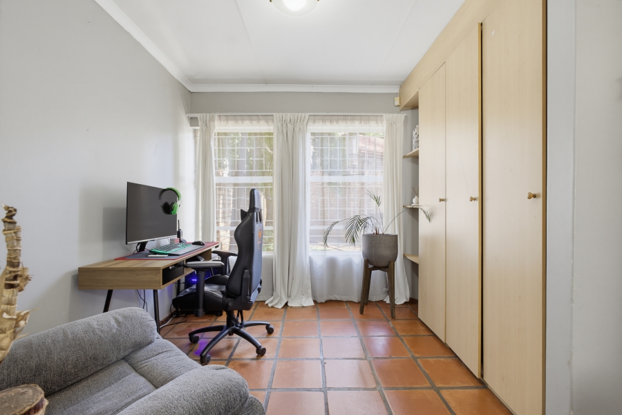 2 Bedroom Property for Sale in Hennopspark Gauteng