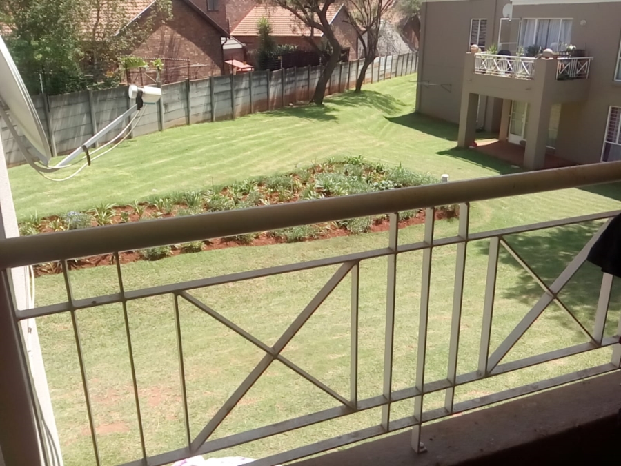 To Let 3 Bedroom Property for Rent in Weltevreden Park Gauteng