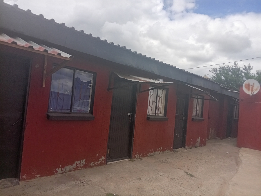 2 Bedroom Property for Sale in Bophelong Gauteng