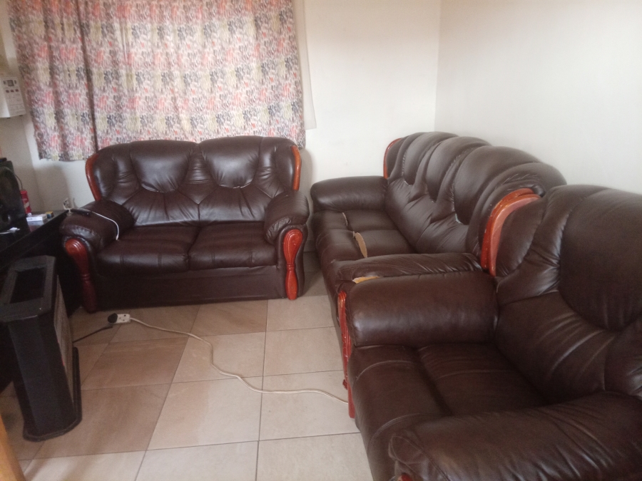 2 Bedroom Property for Sale in Bophelong Gauteng