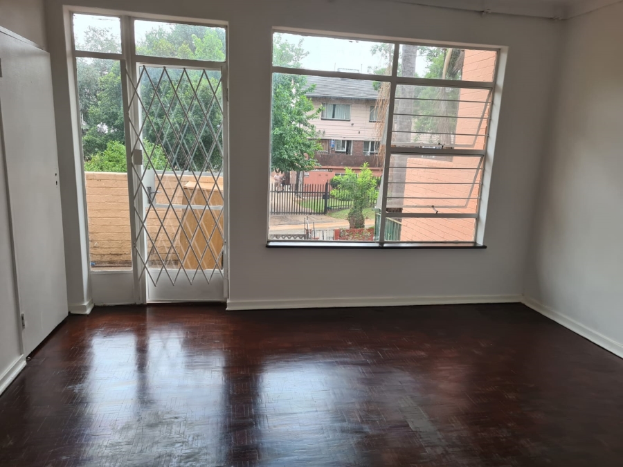 To Let 2 Bedroom Property for Rent in Windsor East Gauteng