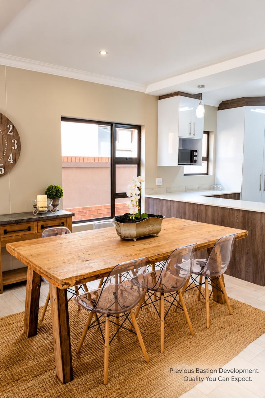 4 Bedroom Property for Sale in Annlin Gauteng