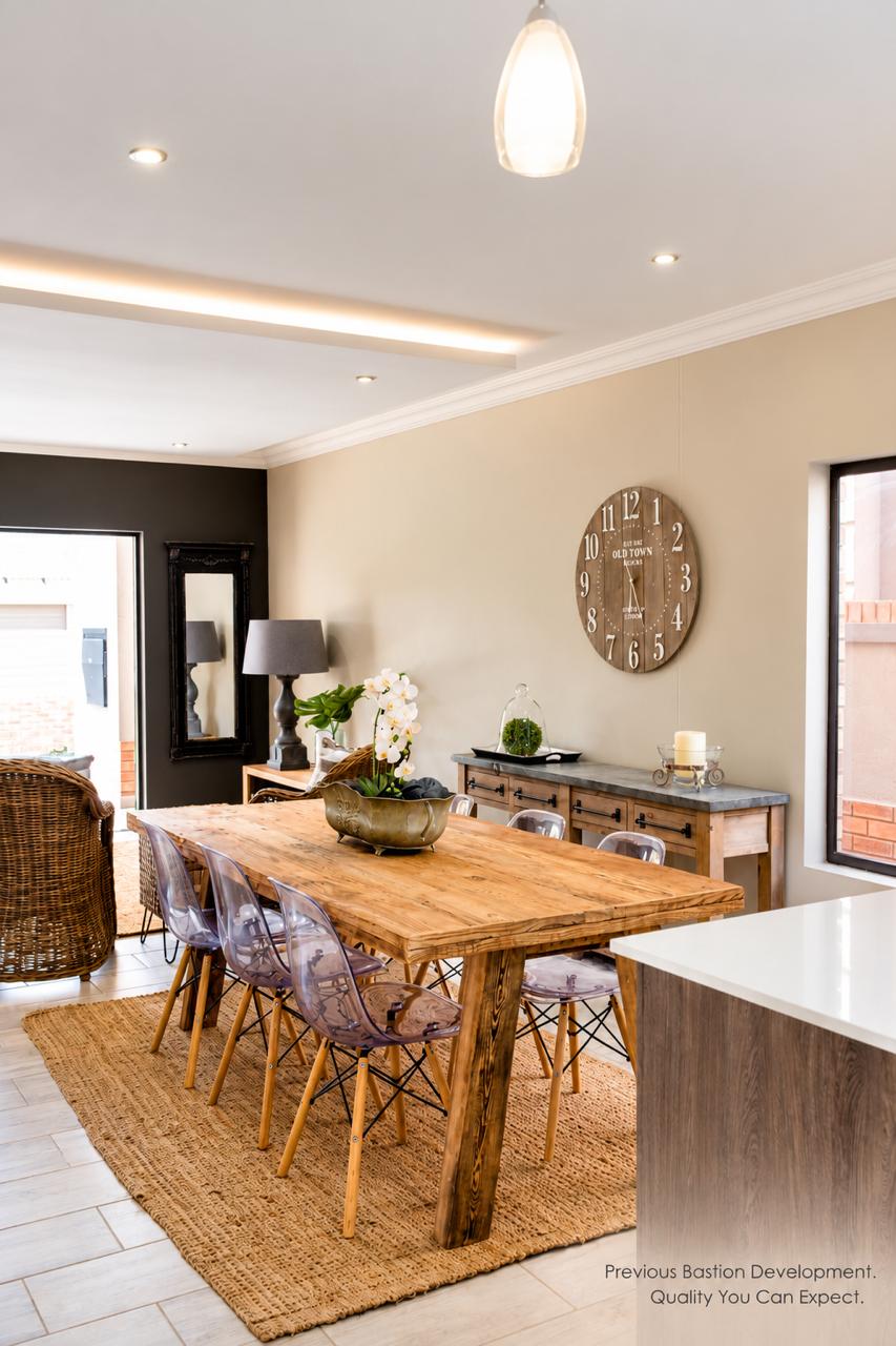 4 Bedroom Property for Sale in Annlin Gauteng