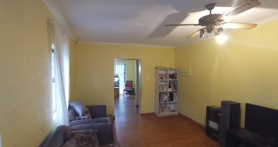 4 Bedroom Property for Sale in Rooihuiskraal Gauteng