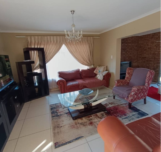 3 Bedroom Property for Sale in Amberfield Crest Estate Gauteng