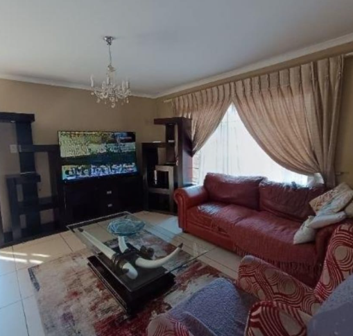 3 Bedroom Property for Sale in Amberfield Crest Estate Gauteng