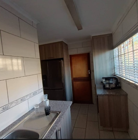 3 Bedroom Property for Sale in Amberfield Crest Estate Gauteng