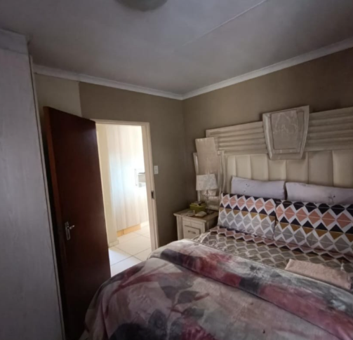 3 Bedroom Property for Sale in Amberfield Crest Estate Gauteng