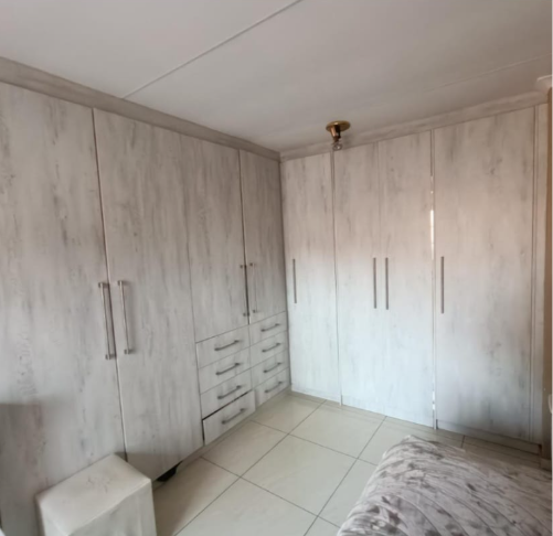 3 Bedroom Property for Sale in Amberfield Crest Estate Gauteng