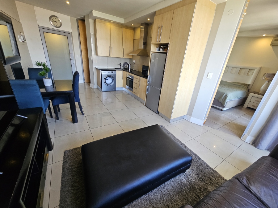 To Let 1 Bedroom Property for Rent in Sandown Gauteng