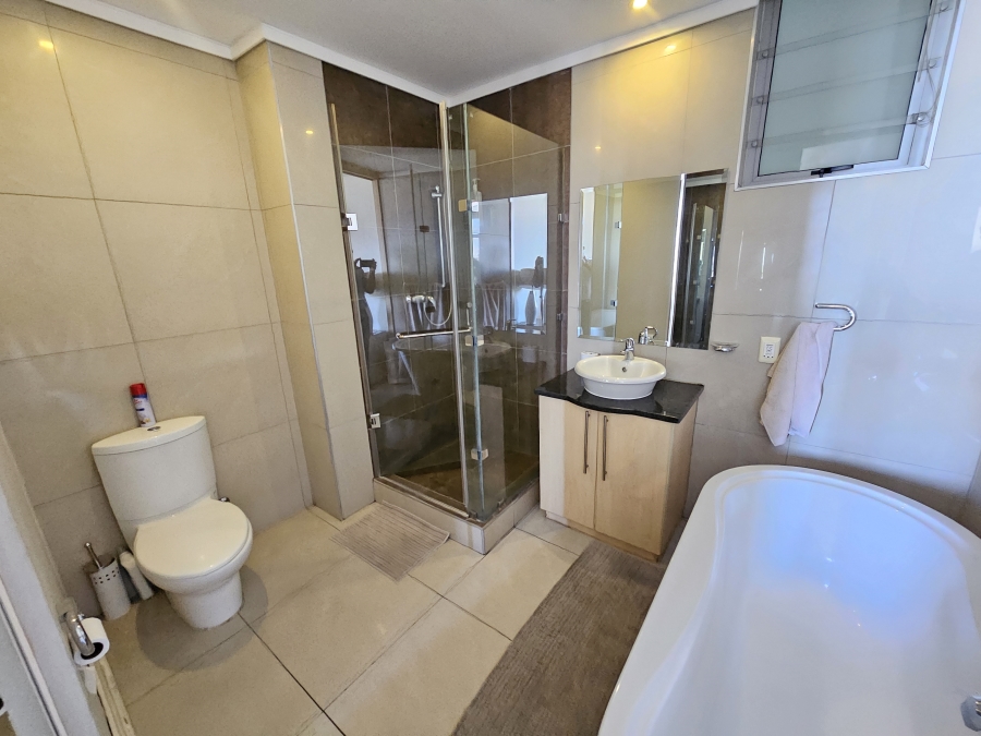 To Let 1 Bedroom Property for Rent in Sandown Gauteng