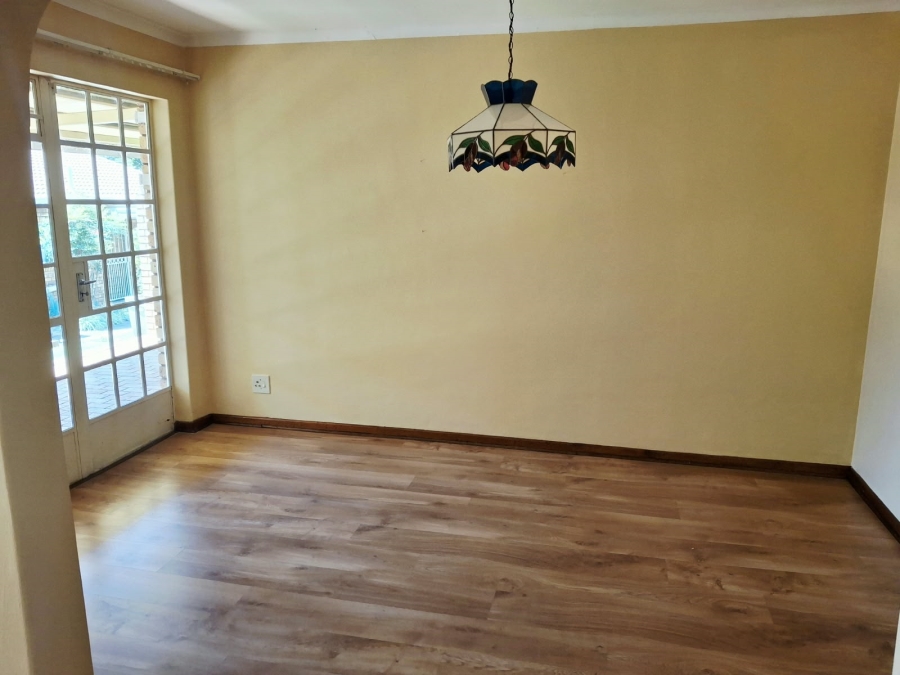 2 Bedroom Property for Sale in Brummeria Gauteng