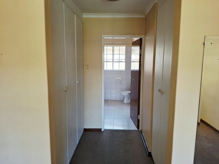2 Bedroom Property for Sale in Brummeria Gauteng