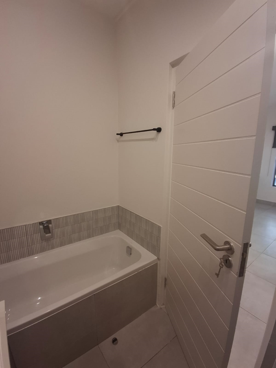 To Let 2 Bedroom Property for Rent in Lynnwood Gauteng