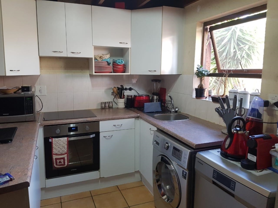 To Let 1 Bedroom Property for Rent in Sunninghill Gauteng