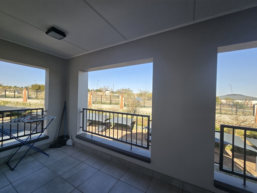 To Let 1 Bedroom Property for Rent in Waterfall Gauteng